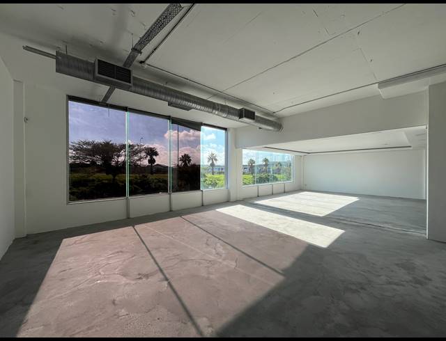 175M² BUSINESS TO LET IN PAARDEN EILAND